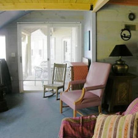 Oliver Lodge Meredith Buitenkant foto