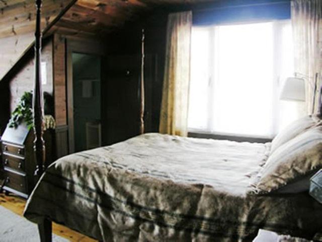 Oliver Lodge Meredith Buitenkant foto